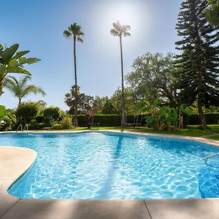 Cozy Townhouse With Rooftop Terrace And Pool * Marbella