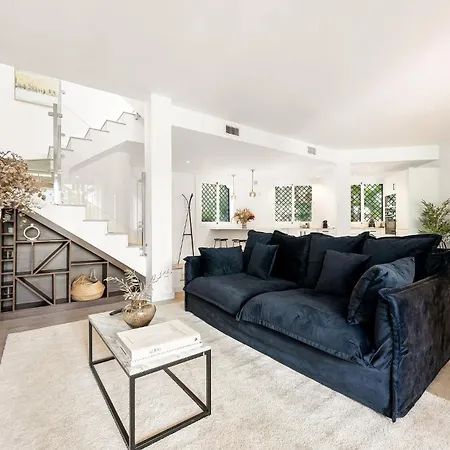 Cozy Townhouse With Rooftop Terrace And Pool *