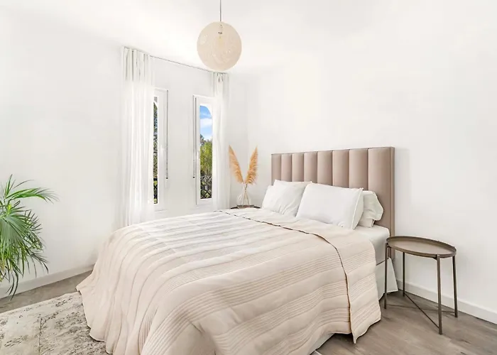 Holiday home Cozy Townhouse With Rooftop Terrace And Pool *