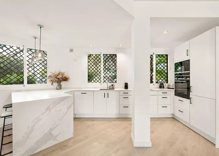 Holiday home Cozy Townhouse With Rooftop Terrace And Pool *